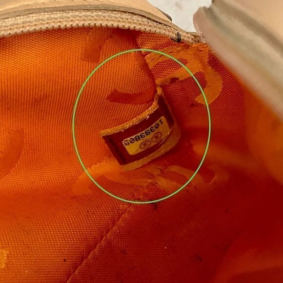 CHANEL CC Cambon line leather pouch Beige/orange - Picture 7 of 15